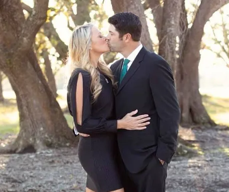 Jennie Finch's Husband, Height, Weight, Net Worth, Age, Career And Full Bio