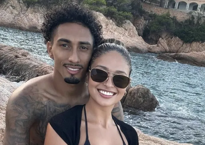Raphinha’s Wife, Age, Height, Weight, Net Worth, Career, And More Raphinha's Wife, Age, Height, Weight, Net Worth, Career, And More