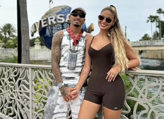 Raphinha's Wife, Age, Height, Weight, Net Worth, Career, And More