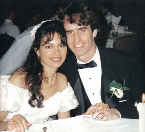 Susanna Hoffs Age, Height, Weight, Net Worth, Career And Full Bio