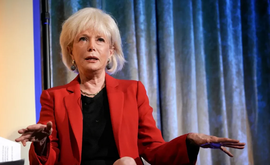 Lesley Stahl Age and Biography Her Journey, Income Lifestyle
