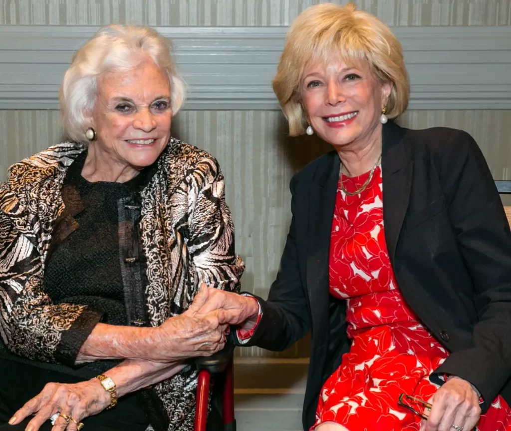 Lesley Stahl Age and Biography Her Journey, Income Lifestyle