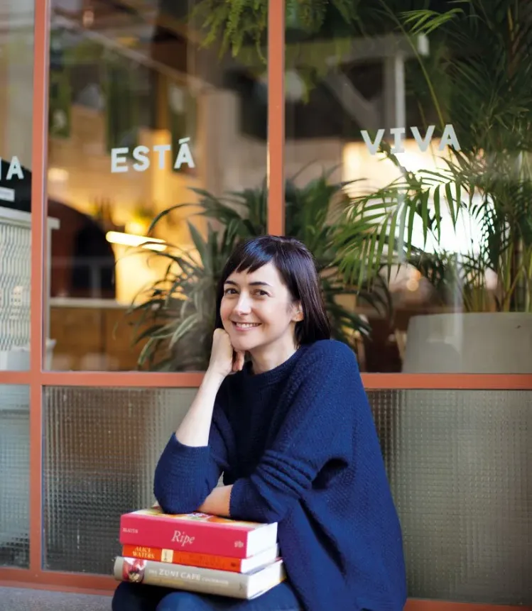 Exploring Ximena Saenz Age, Journey & Social Media Rise