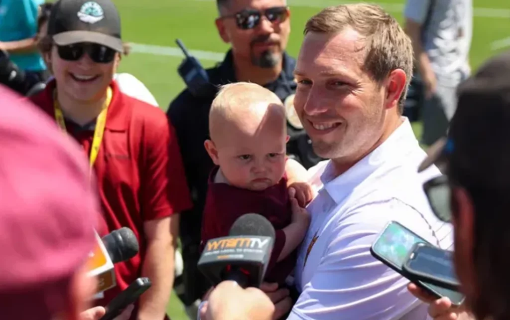 Kenny Dillingham Wife, Age, Height, Weight, Net Worth, Career, And Full Bio In 2025