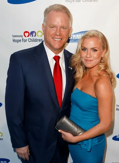 Boomer Esiason's Wife