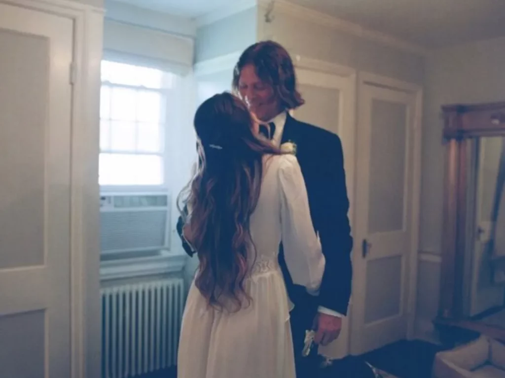 Elizabeth Gillies' Husband, Age, Height, Weight, Net Worth, Career, And Full Bio In 2025