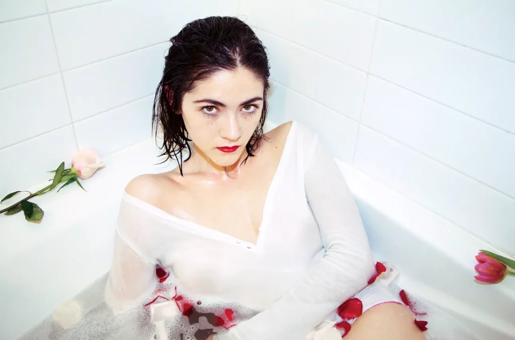 Exploring the Facts How Old Is Isabelle Fuhrman and What’s Behind Her Rise in Hollywood