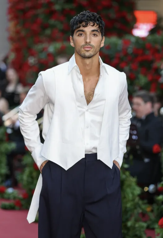 Taylor Zakhar Perez Husband, Age, Height, Weight, Net Worth, Career, And Full Bio In 2025