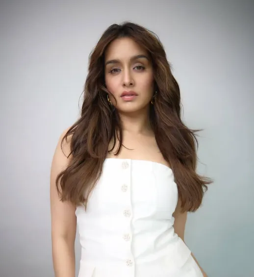 Shraddha Kapoor Age – Full Biography, Career, Net Worth 2025 & Lifestyle