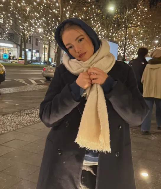 Allie Sherlock Age Everything You Need to Know About the Viral Music Sensation