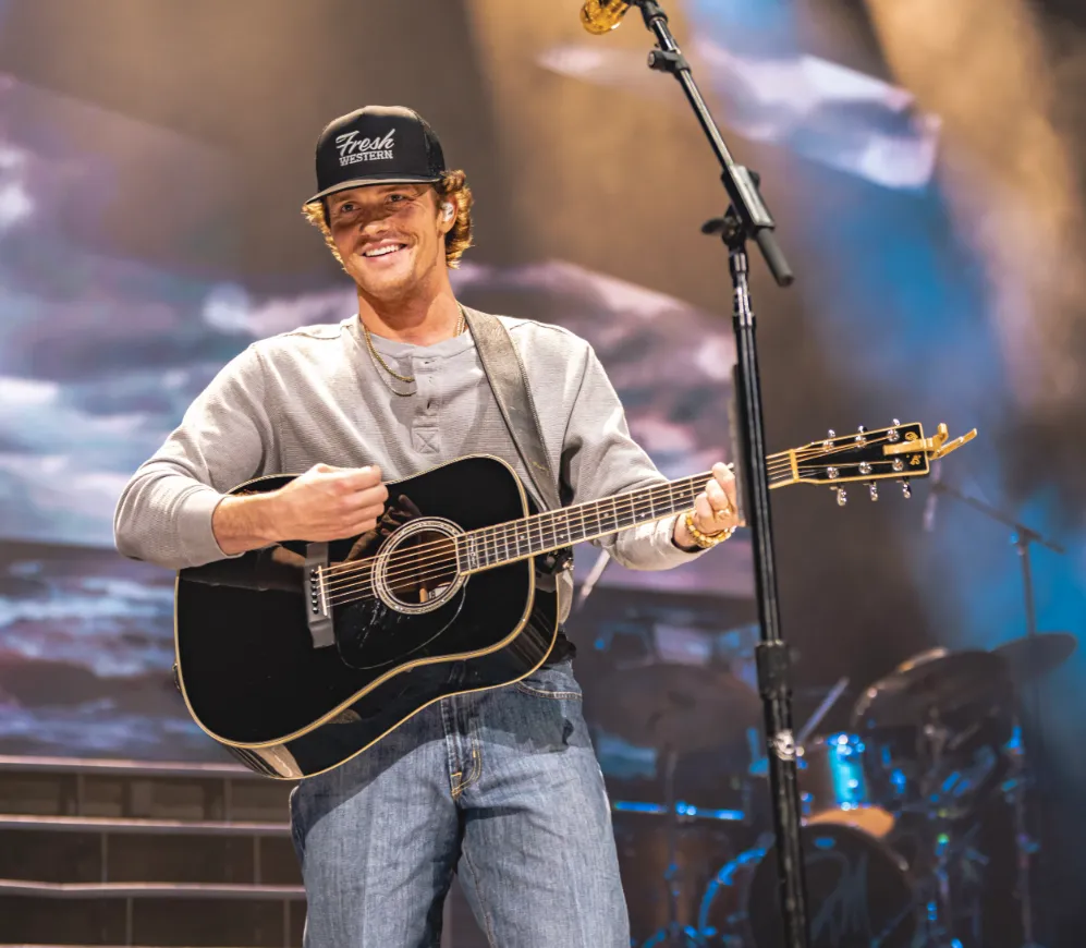 Parker McCollum Height, Age, Net Worth 2026, Wife, Career & Complete Biography