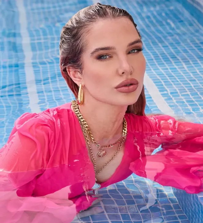 Helen Flanagan Net Worth (2026): Age, Career, Family, Relationship & Income Breakdown Helen Flanagan Net Worth (2026) Age, Career, Family, Relationship & Income Breakdown