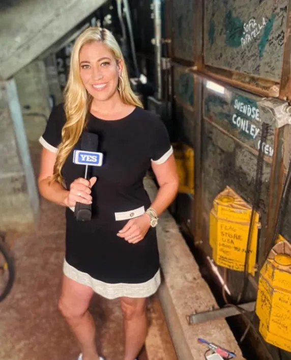 Meredith Marakovits Partner, Age, Net Worth, Height, Career, and Personal Life