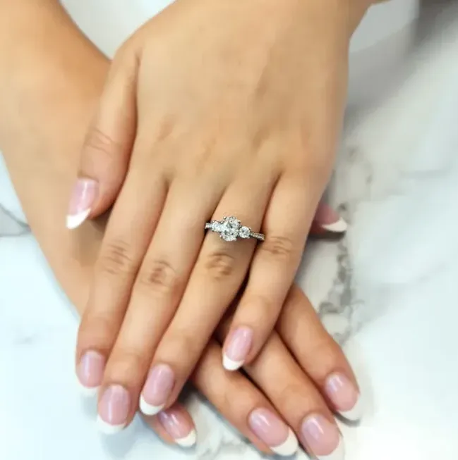 Vintage vs. Modern Rings: Finding Your Perfect Match Vintage vs. Modern Rings Finding Your Perfect Match